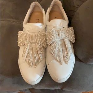 International Concepts Sneakers